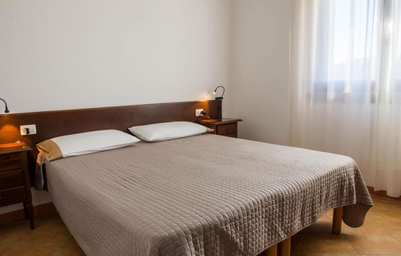 Gf Apartments Li Seddi باديسي المظهر الخارجي الصورة